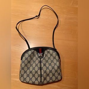 GUCCI Vintage GG Canvas Navy Blue Crossbody Shoulder Bag